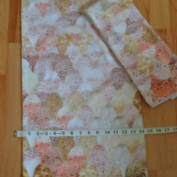 Society 6 set of hand towels (2) Guest towel Guest bathroom powder room - Picture 7 of 8